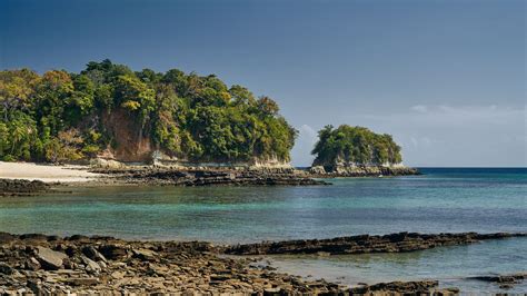 Nude beaches in Panama